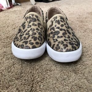 Guess slide on sneakers